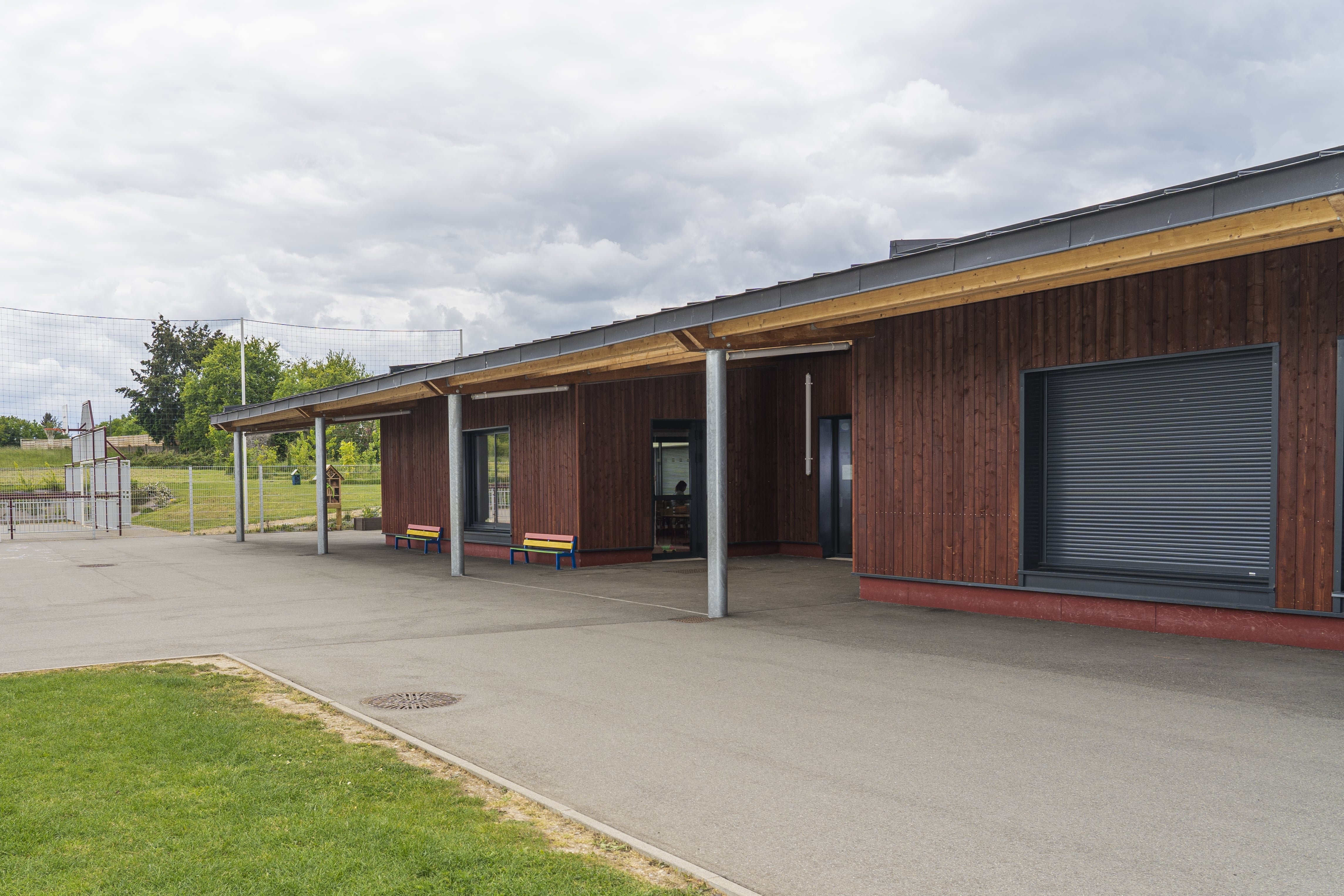 Creation of a school by Jean-Louis Chereau through the photos of Laurent Pauleau