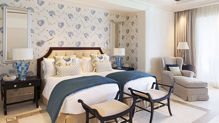 Hotels / Restaurants, Interior Architecture & Design, Renovation