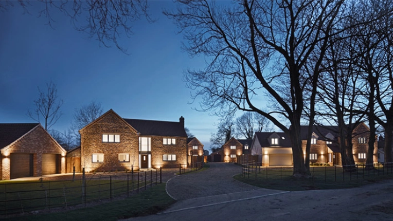 Single-Family Homes, New Build, Contemporary, Traditional
